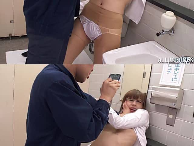 Rina Rukawa gets face-fucked in a bathroom and enjoys it