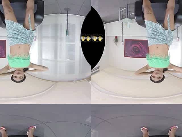 Breiny Zoe - Virtualpee - Vr Porn Video