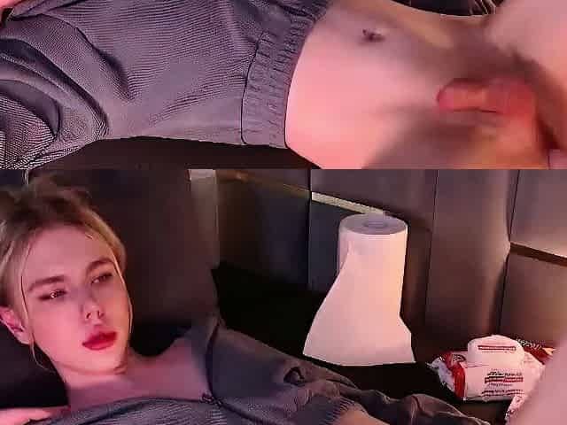 Amateur Blonde Teen Plays Solo with Toy Webcam Porn