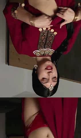 Hindi Babe Cums on Thick Russian Cock