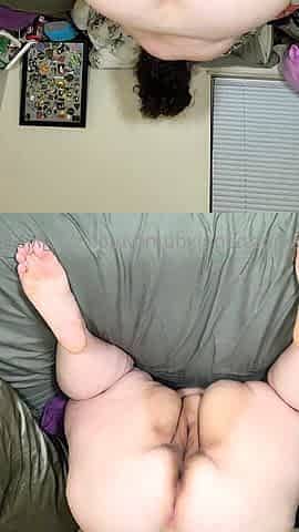 Red hair masturbates tight pussy with toys on webcam