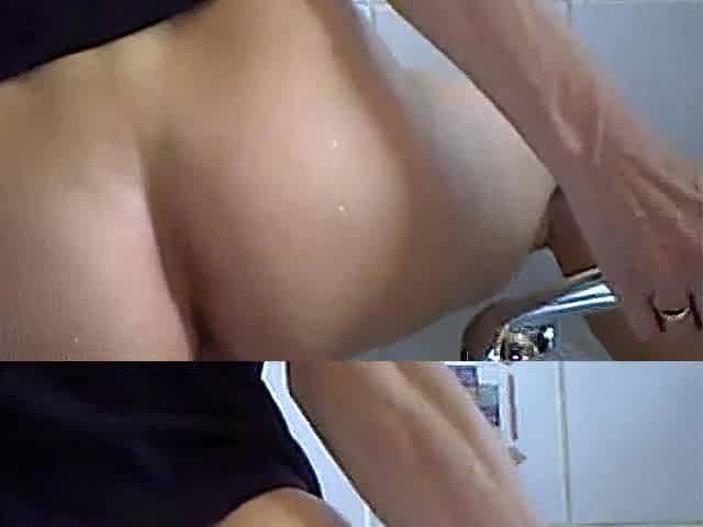 Showerhead in My Ass - Amateur Anal Webcam Show