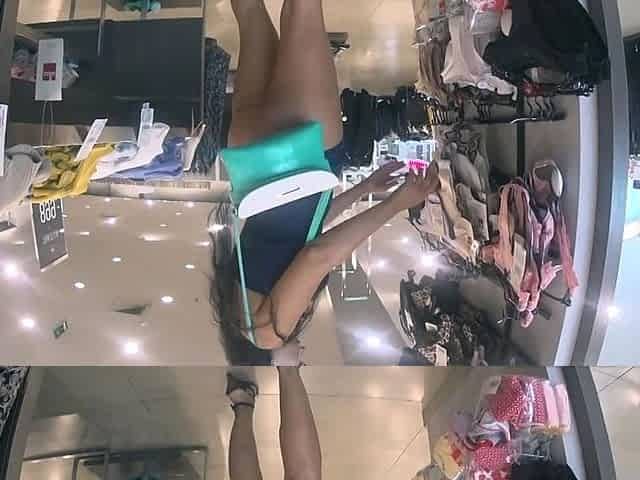 NaughtyLada - flashing and blowjob in shopping center