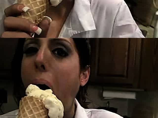 Close up amateur masturbating solo
