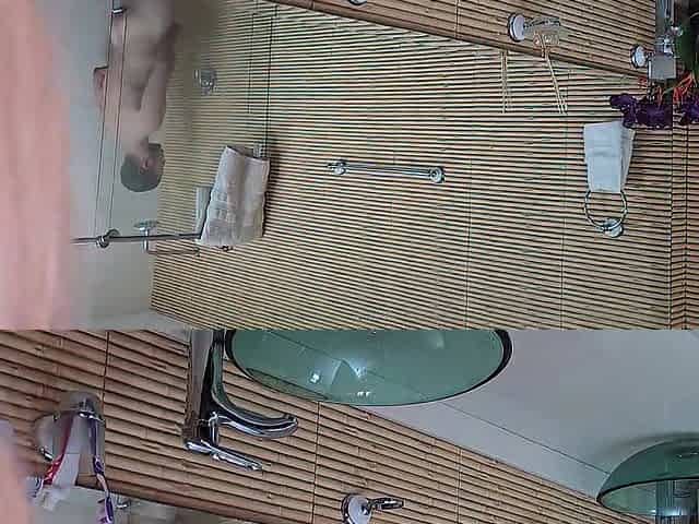 I on my stepson in the shower, I Screw him and I get a large load in my Booty -Kourtney Love