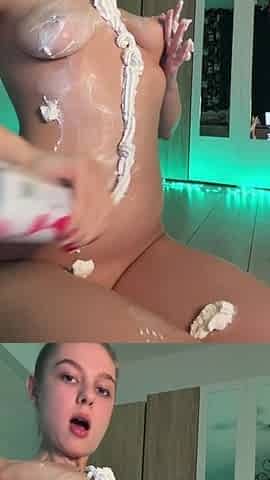 Sexy Blowjob with a Lot of Cream