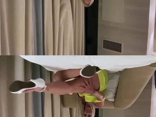 Blonde MILF Brickbabe Squirts on Webcam