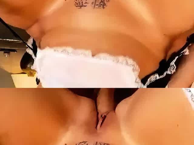 busty blonde babe natural boobs big breasted babe di