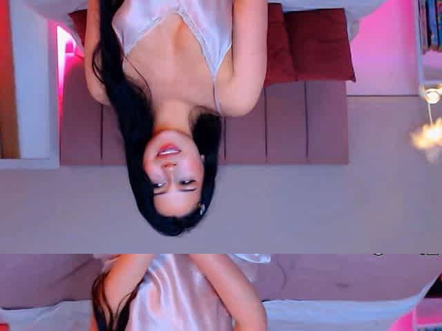Sexy Babe Lost in a Passionate Late Night Mood