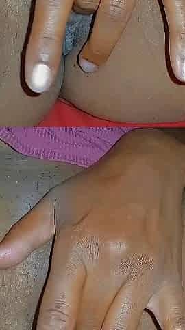 Fingering and playing with vagina untill this babe cum