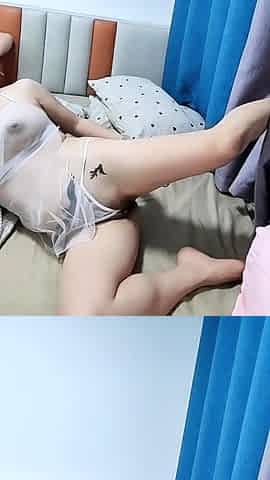 Great Big Boobs On Masturbating Redhead