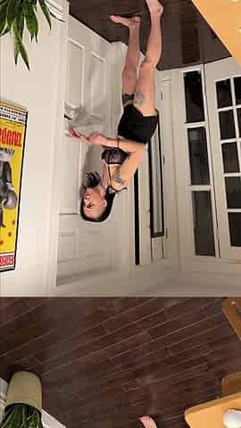 Super excited roommate USES me during the time that i'm watching VR porn
