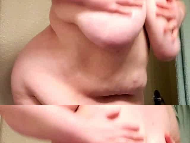 Awesome Big Boobs Blonde Masturbates In The Shower