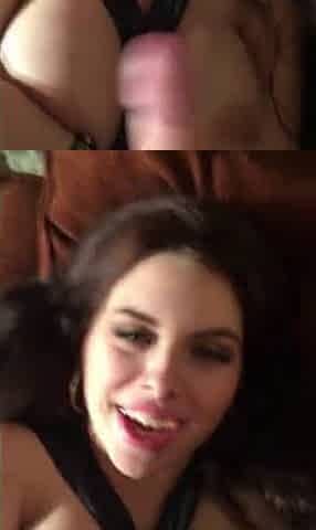 Typ spritzt auf ihr Gesicht - Amateur Dirty Talk mit Facial