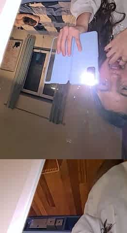 Young amateur teen in solo masturbation getting kinky