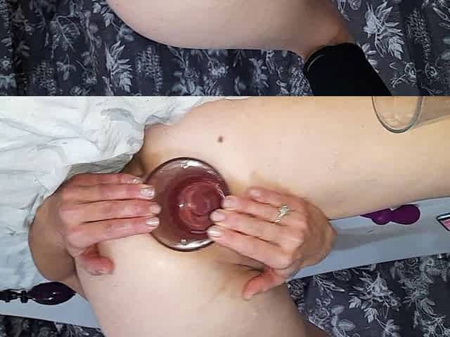 Cup in ass