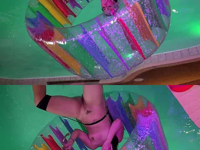 Brunette Solo Webcam Masturbation