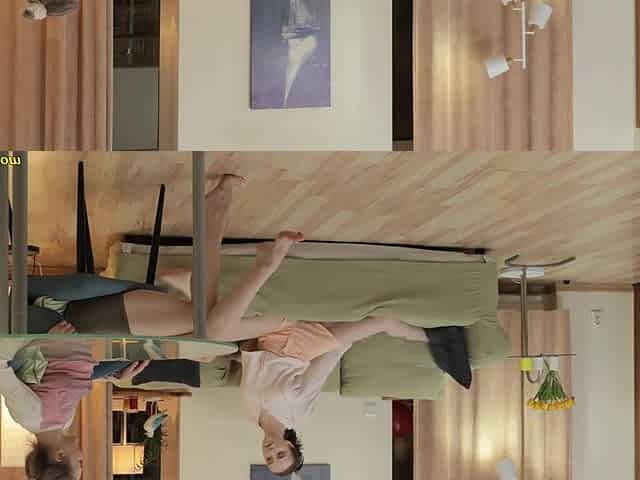 Flexible Lesbian 18 Y.O Teen Gymnastics