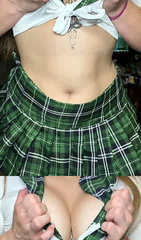 Amateur Webcam Babes Going Solo