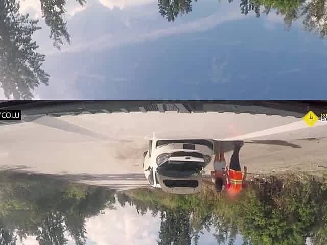 Helping Yammy Girl With Broken Car