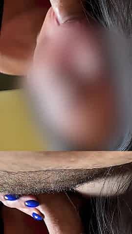 DOVEVA ESSERE SOLO UN POMPINO!!! MI SCOPA LA FICA GONFIA GUARDANDOMI I PIEDI E SI SVUOTA!!!
