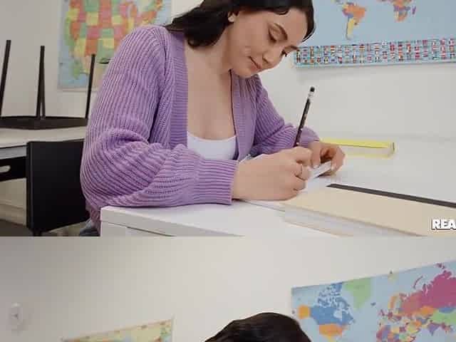 Sexy Catchy Porn Story - Mandy Muse