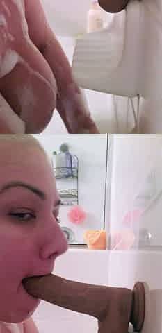 Big boobs milf masturbates with her dildo