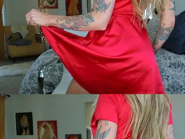 Blonde Babe Solo Masturbation
