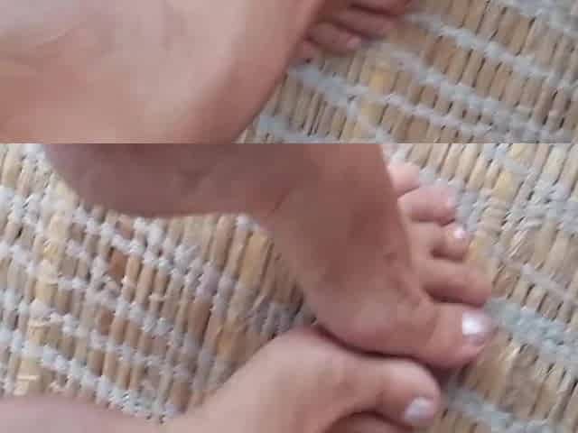Amateur Blonde Mature Wife Enjoys Feet Worship And Sex In A Kitchen