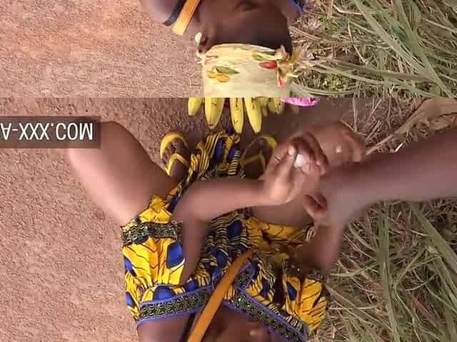 Black Banana Seller Girl Seduced For A Hot Fuck