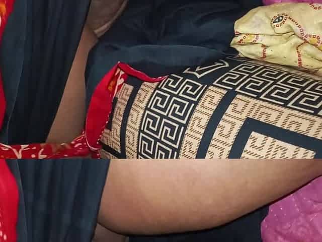 Hot Aunty with First-time Desi Bangla