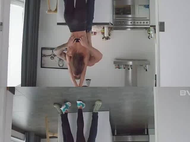 Vittoria Divine In Vittorias Cowgirl Sex