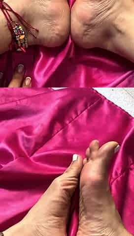 Rubbing My Feet and Play with My Dildo
