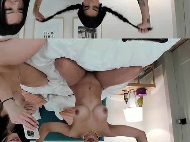Webcam Teen Melly Big Boobs