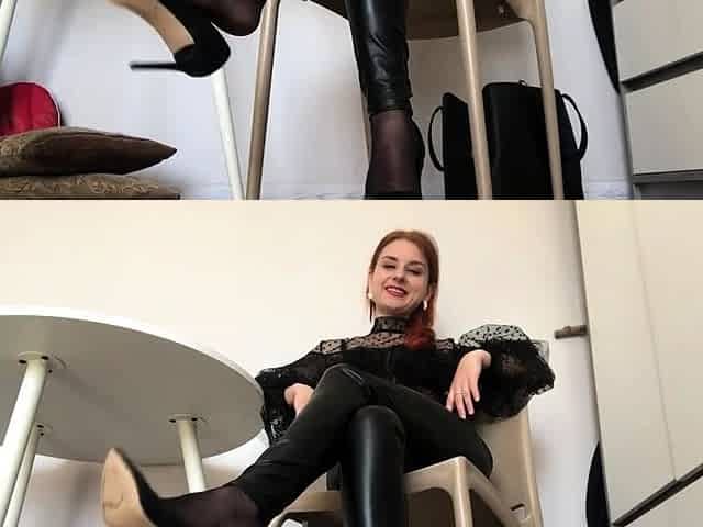 Black Amateur Explore Hot Foot Fetish