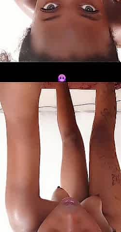Solo black twerking
