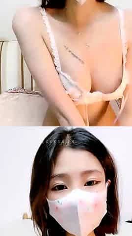 Japanese teen hardcore masturbating at Asian chatroom