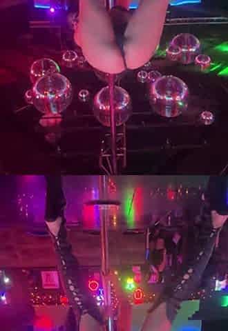 Hot cunt stretching previous to exotic dancing all night