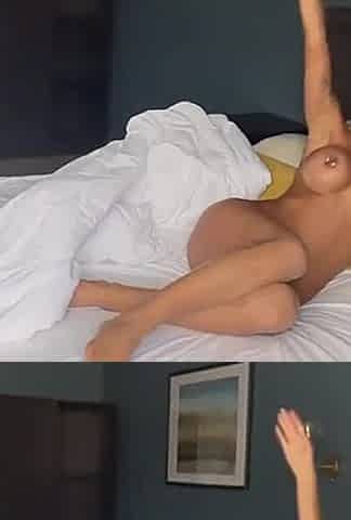 Beauty Monika Fox Woke up in the Morning Teasing & Smearing Cream