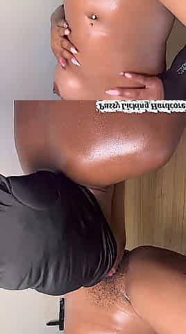 Lesbo Squirting exctiting Black Anal drilling & Wild Licking
