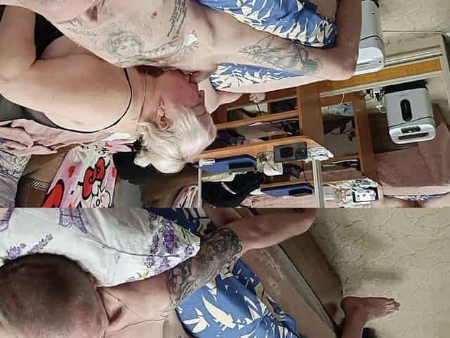 Stepmom Gives Deep Blowjob to My Cum