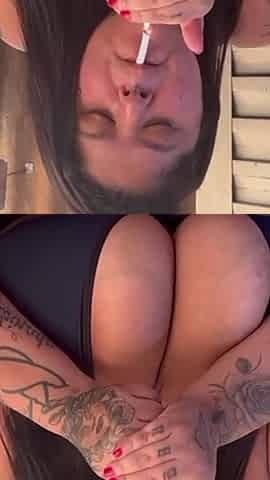 BBW Smoking and Showing Boobs