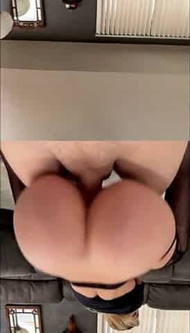 Hot babe POV creampie sex