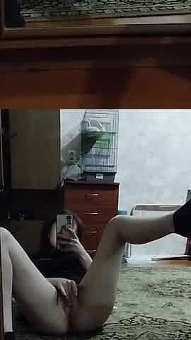 Hot Teenager Masturbation Her Pussy in Front of the Mirror for You