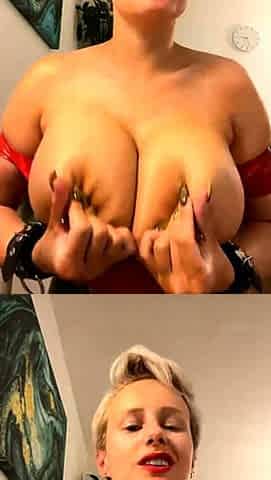 Big boob brunette masturbates on webcam