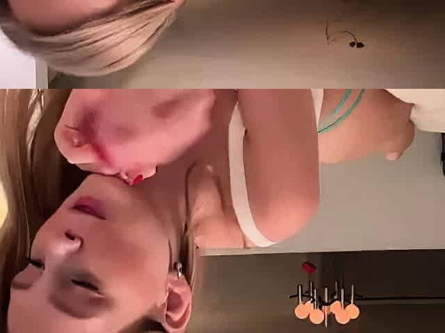 Hot teen lauryn may solo toying