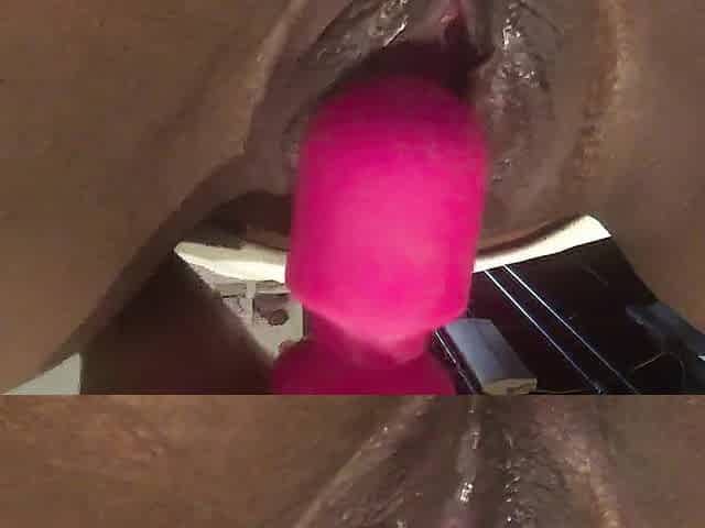 Playing with my kewl wet vagina.. see how I open up