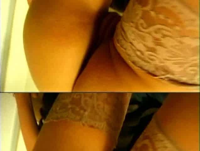 She Shows Her Ass, Rubs Herself on the Cock and Then Takes It All