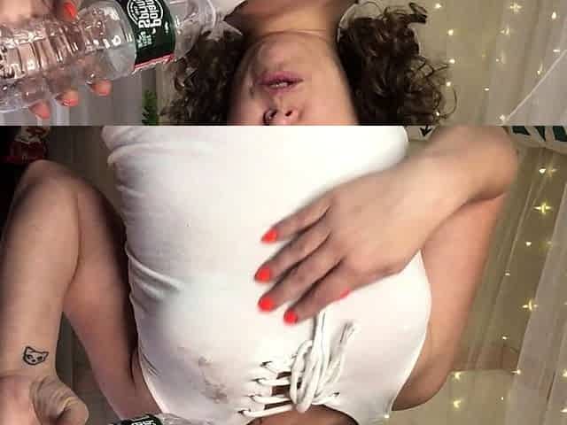 Amateur Webcam Chick Masturbates On Webcam More at