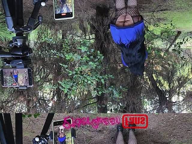 Riderqueen Alone, Outdoors, Videos for Fans